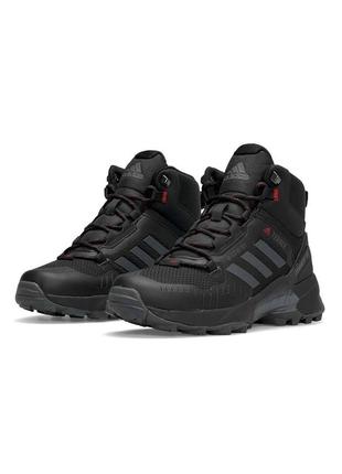 Зимові чоловічі кросівки adidas terrex swift r gore tex чорні з червоним високі до -21*с адідас терекс термо4 фото