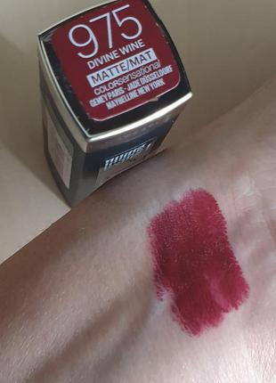 Maybelline color sensational matte матуюча помада