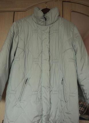 Красивая деми куртка