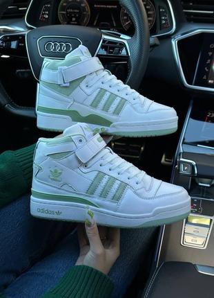 Зимние женские кроссовки adidas originals forum 84 high white olive fur