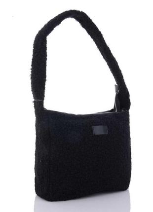 Женская сумка из меха черная3 фото