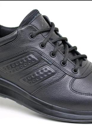 Кросівки чоловічі шкіряні clubshoes чорні.музькі шкіряні спортивні туфлі.