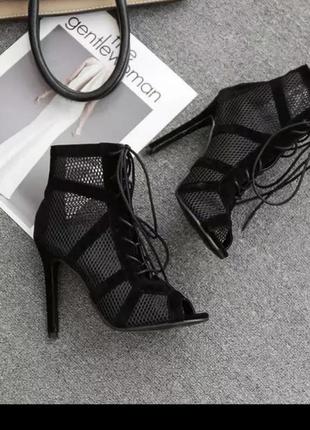 Heels обувь для танцев