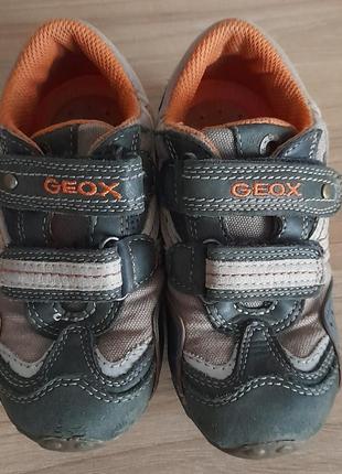 Кроссовки geox