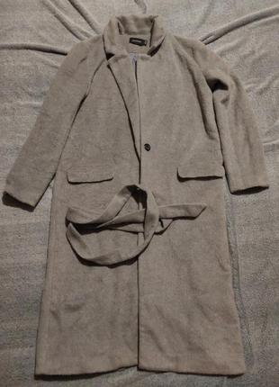 Ідеальне тепленьке жіноче довге пальто від minkpink