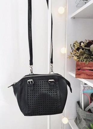 Сумочка жіноча з штучної шкіри