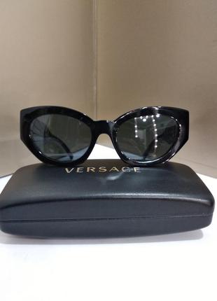 Солнцезащитные очки versace6 фото