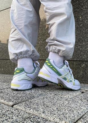 Жіночі кросівки asics gel-1130 white green білого з зеленим кольорів8 фото
