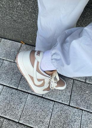 Женские кроссовки nike sb dunk low beige бежевого цвета7 фото