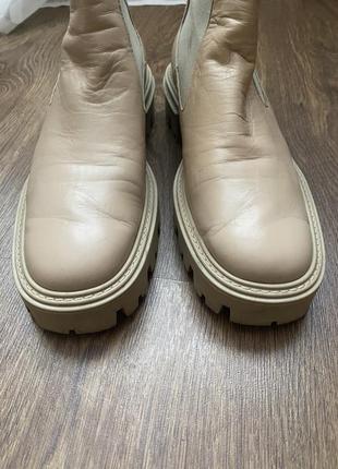 Бежевые ботинки от zara5 фото