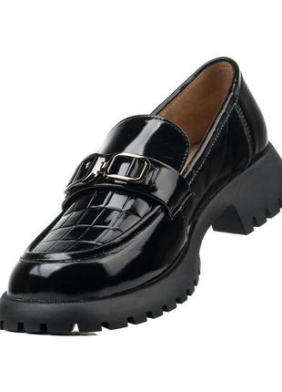 Туфли-лоферы женские черные лакированные 2135т-а5 фото