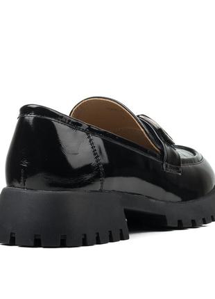 Туфли-лоферы женские черные лакированные 2135т-а4 фото