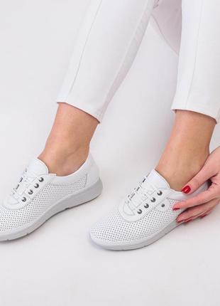 Туфли женские кожаные белые с перфорацией 896тz8 фото