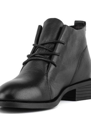 Ботинки женские кожаные черные на низком квадратном каблуке  1221б5 фото