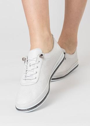 Туфли женские закрытые на белых шнуровках 970тz-а10 фото