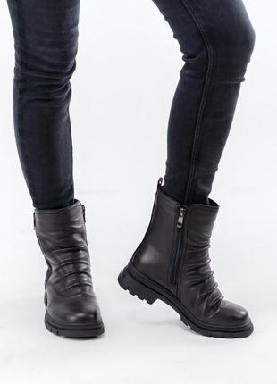 Ботинки женские кожаные зимние на низком ходу 1536ц