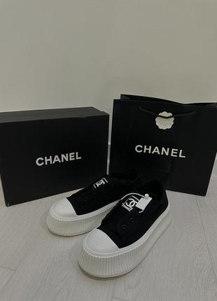 Кеды в стиле chanel