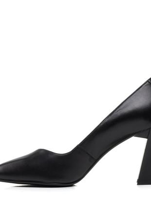 Туфли женские черные кожаные на каблуке 1958т4 фото
