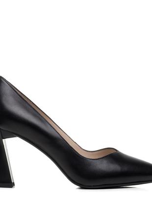 Туфли женские черные кожаные на каблуке 1958т3 фото