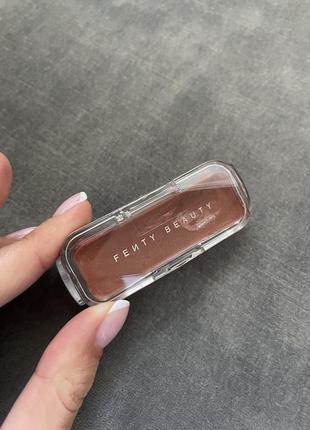 Fenty beauty блиск1 фото