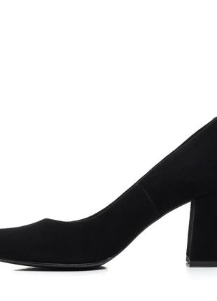 Туфли женские замшевые черные с острым носком на удобном среднем устойчивом каблуке вечерн...