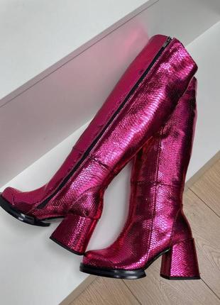 Екслюзивні чоботи з італійської шкіри жіночі фуксія рожеві рептилія