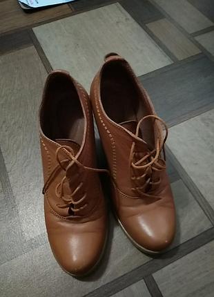 Ботинки кожаные