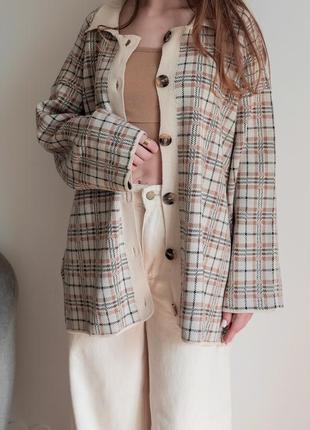 Бежевый оверсайз в клетку кардиган