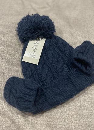 Утепленная шапка для малыша с перчатками