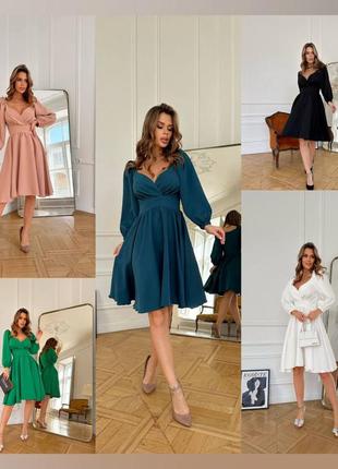 Платье с пышной юбкой расклешённое солнце миди с глубоким вырезом декольте зелёное...