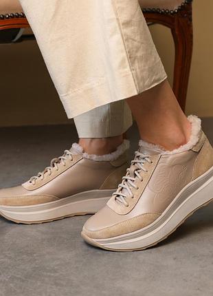 Кросівки шкіряні з хутром зима 587021 бежеві