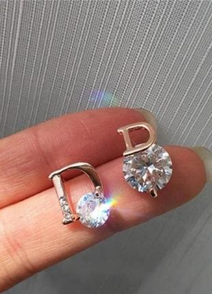 Серьги серебро silver_ с крупными цирконами асимметрия