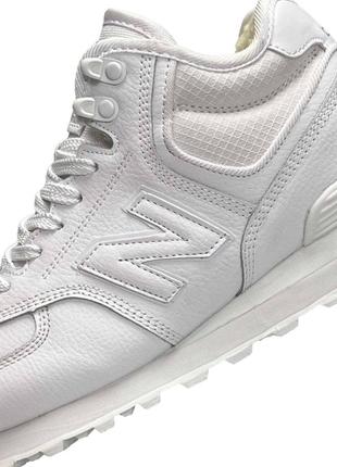 Зимові жіночі кросівки new balance 574 high all white fur8 фото