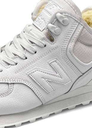 Зимові жіночі кросівки new balance 574 high all white fur9 фото