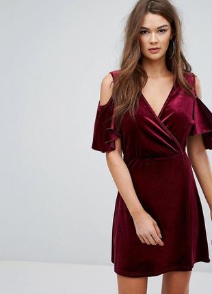 Красивое бордовое велюровое платье "boohoo". размер uk12/eur40.