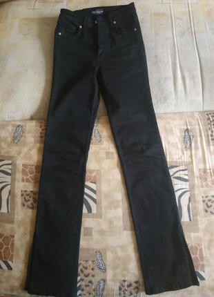 Джинсы с разрезами zara
