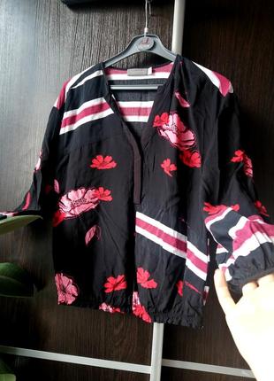 Красивая, новая блуза блузка цветы полоски. вискоза4 фото