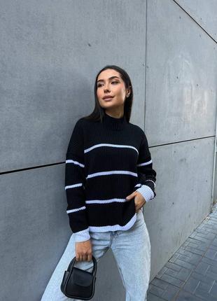 Жіночий теплий светр у смужку теплый свитер
