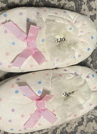 Капці тапочки