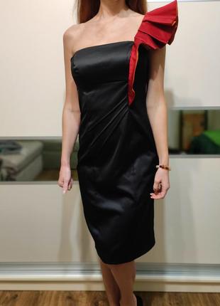 Дизайнерское платье julienmacdonald1 фото