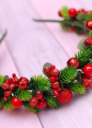 Обруч ободок новорічний з гілочками ялинки червоний2 фото
