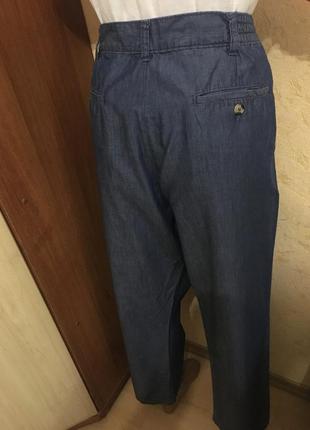 Легкие укороченные брюки из летнего джинса-7 фото