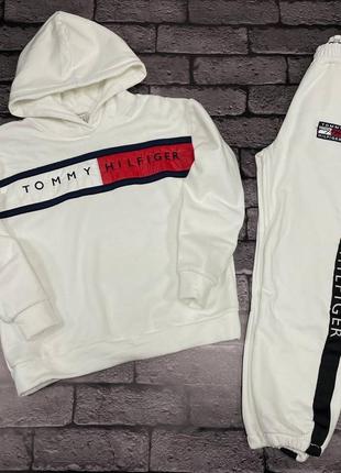 Жіночий костюм tommy hilfiger