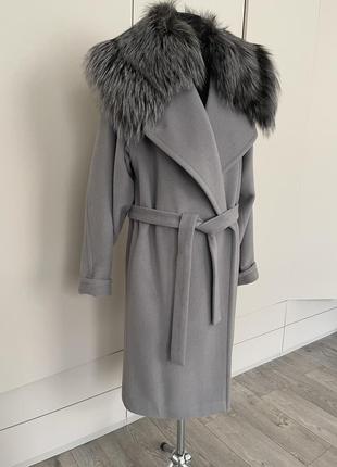 Женское пальто frizman.3 фото