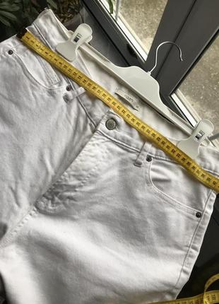 Белые деним джинсы, видевшие рим:)4 фото