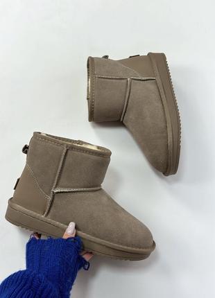 Встигни забрати свій розмір! зимові уггі ugg khaki на середній підошві5 фото