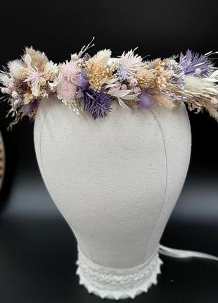 Вінок у лавандових і рожевих тонах. вінок із сухоцвітами