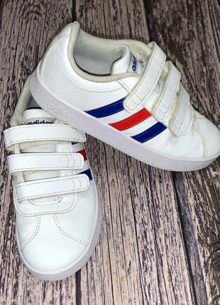 Кроссовки adidas для ребенка, размер 301 фото