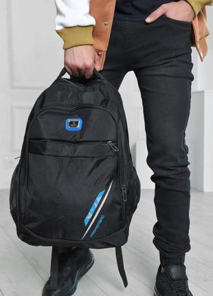 Рюкзак чорного кольору з малюнком5 фото