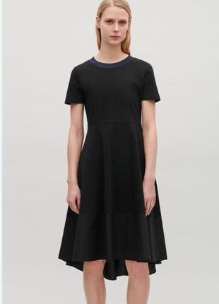 Стильное платье